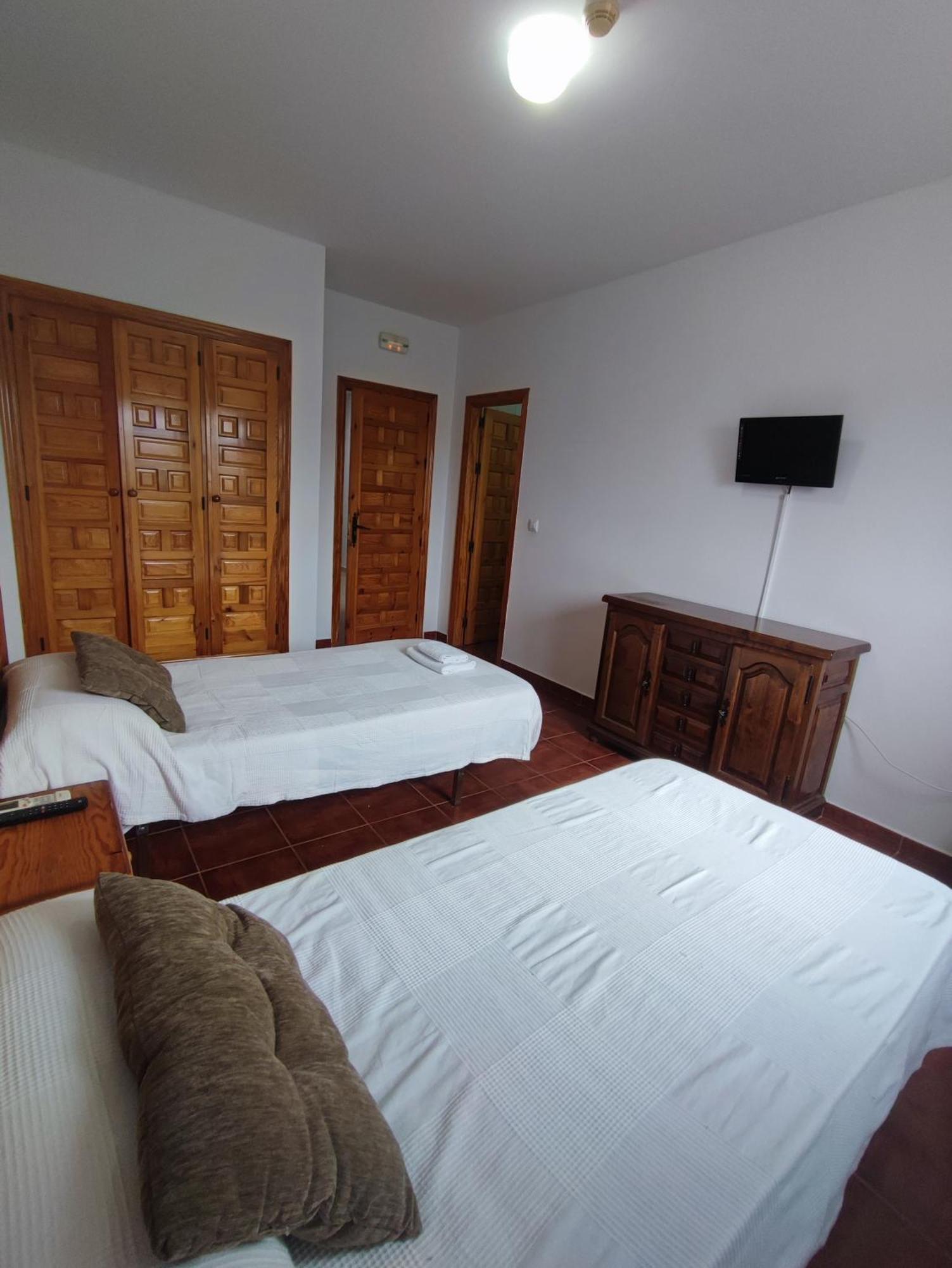 H Helechosa Hotel Стая снимка